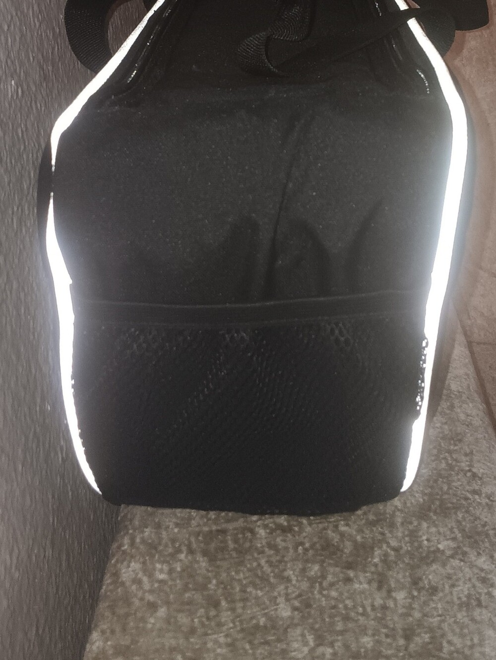 Harley-Davidson Saddlebag Cooler. Black with Reflective White Trim - Picture 3 of 6